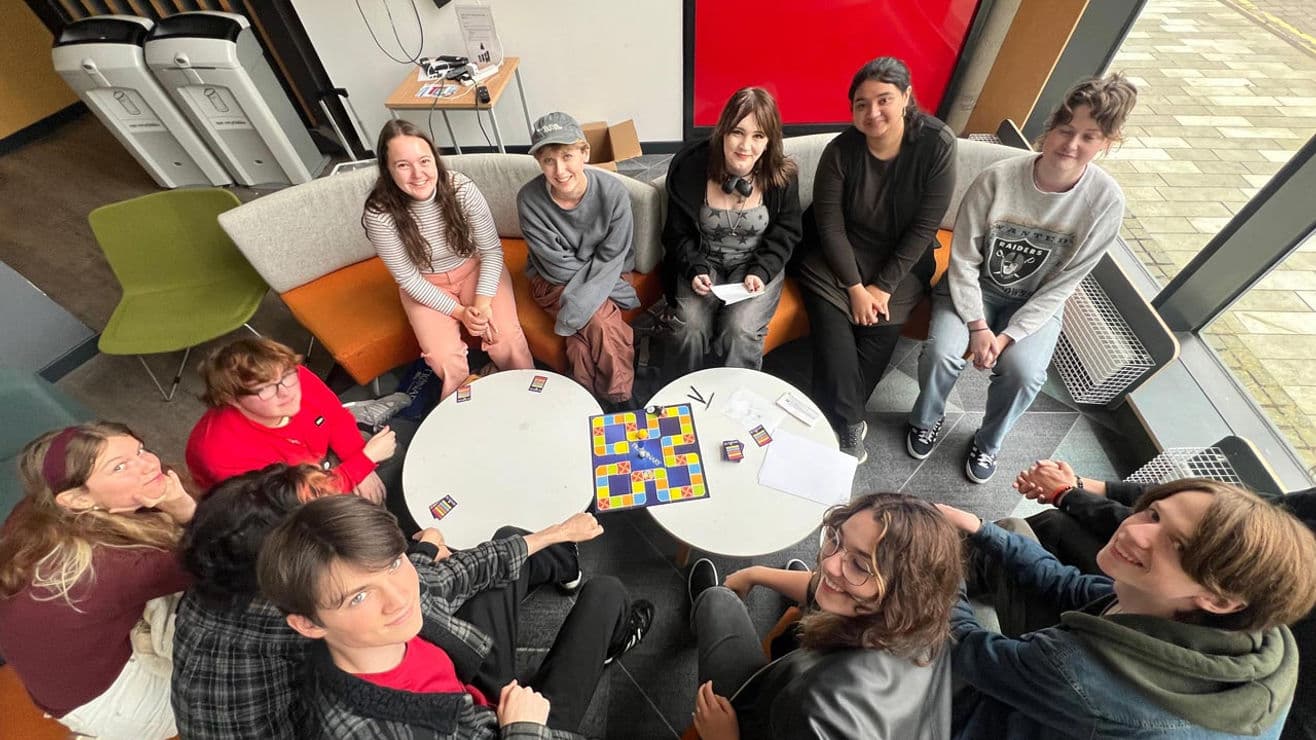 Residences Boardgames & Pizza Night